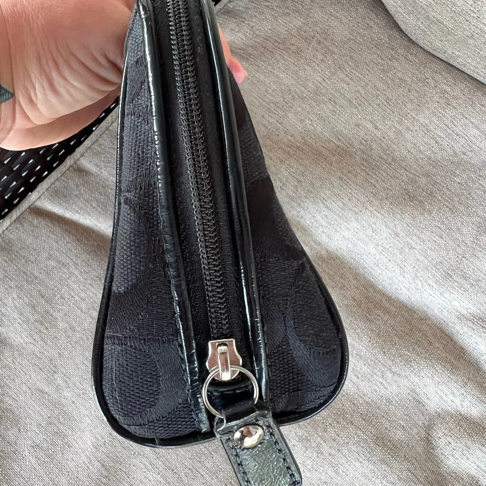 Coach Cosmetics Bag - Picture 3 of 5